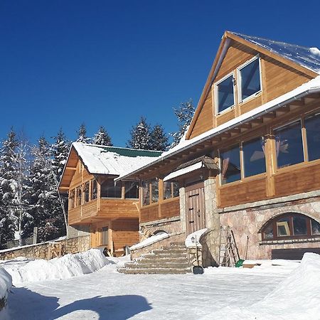 Etno Naselje Kum Bed and Breakfast Sokolac  Buitenkant foto